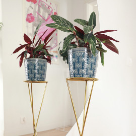 Tall plant stand